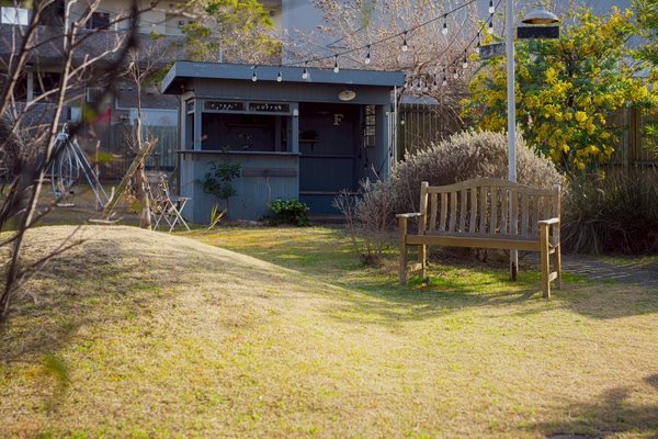 余白の庭 庭と建物